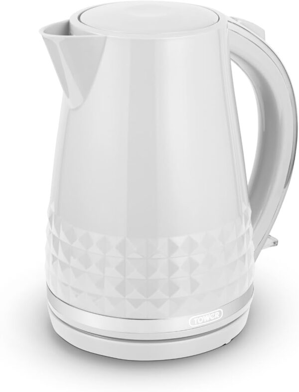 Tower T10075WHT Solitaire Kettle with 360° Swivel Base Cord Storage 1.5L 3KW White and Chrome Accents