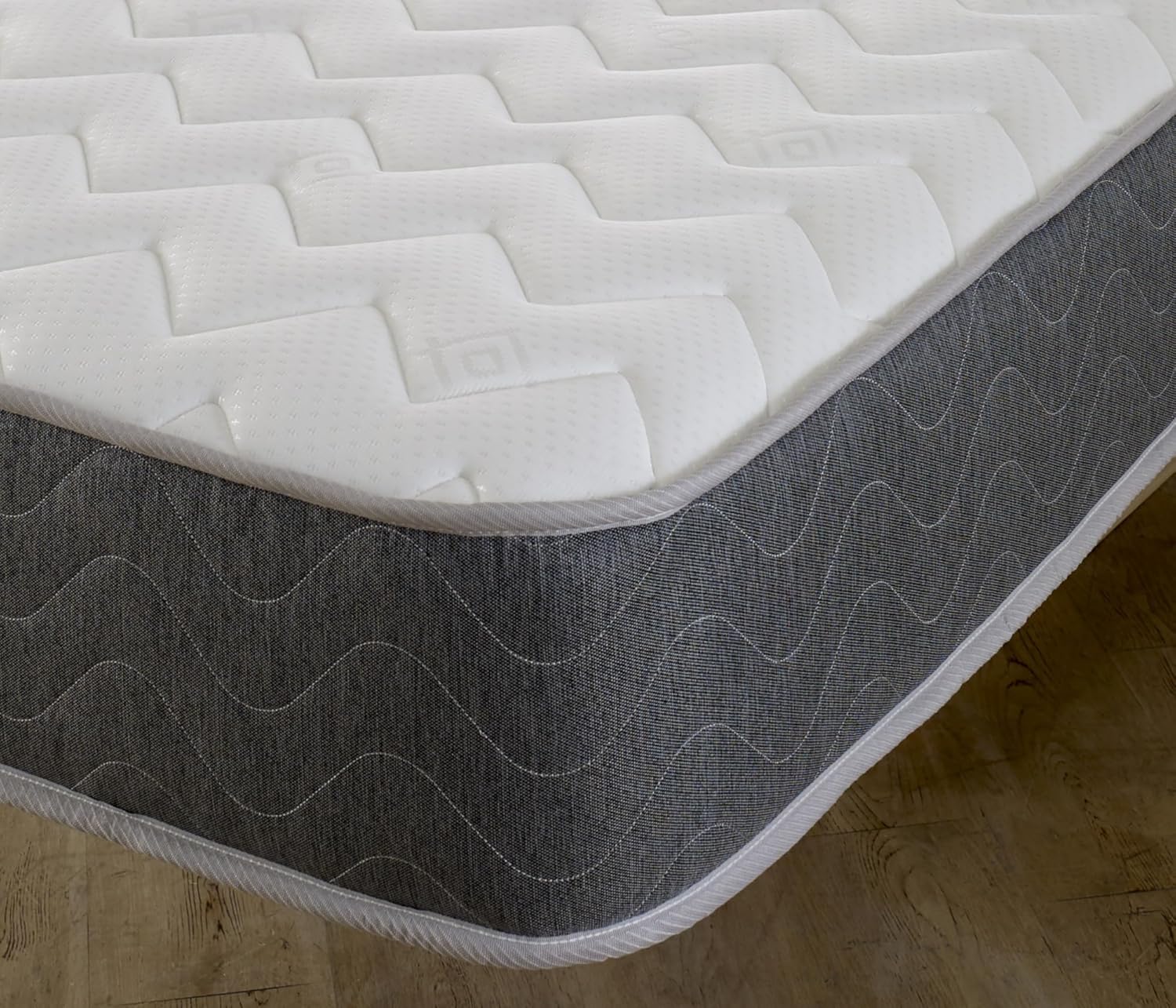 eXtreme comfort ltd WaveFlex Hybrid 18cms Deep Innerspring & Memory Foam Maximum Value Mattress, Plush Feel, White, 18cms Deep, 3ft Single 3ft x 6ft, 90cms x 190cms